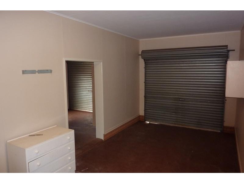 3 Westmar Street, Newtown QLD 4350