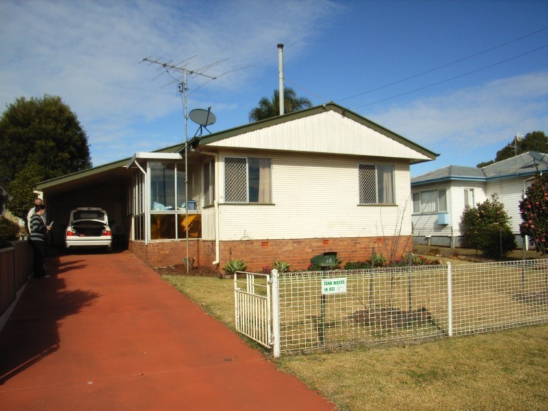 20 Avondale Street, Newtown QLD 4350