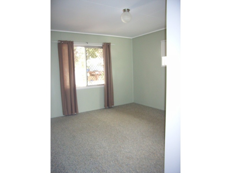 20 Avondale Street, Newtown QLD 4350