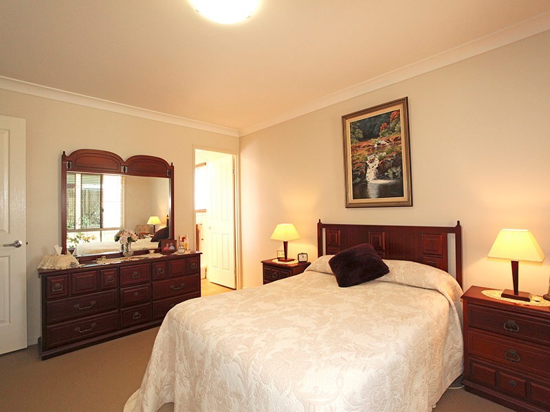 8 Quail Crescent, Highfields QLD 4352