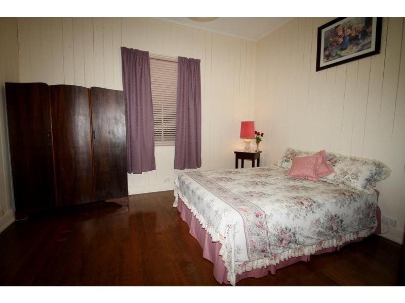 27 Eleanor Street, East Toowoomba QLD 4350