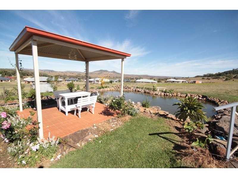 6 Panorama Crescent, Gowrie Junction QLD 4352