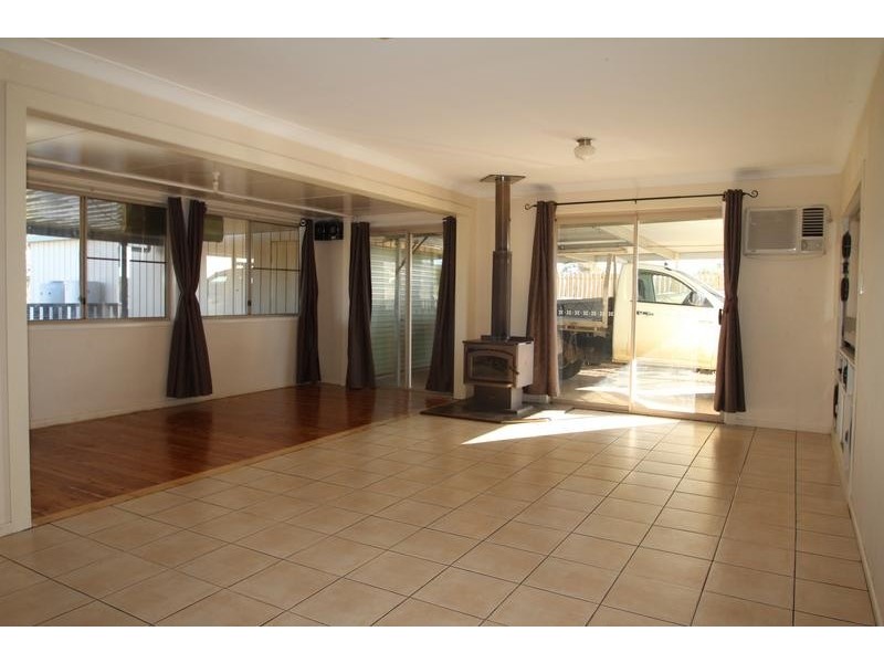 29 William Street, Cambooya QLD 4358