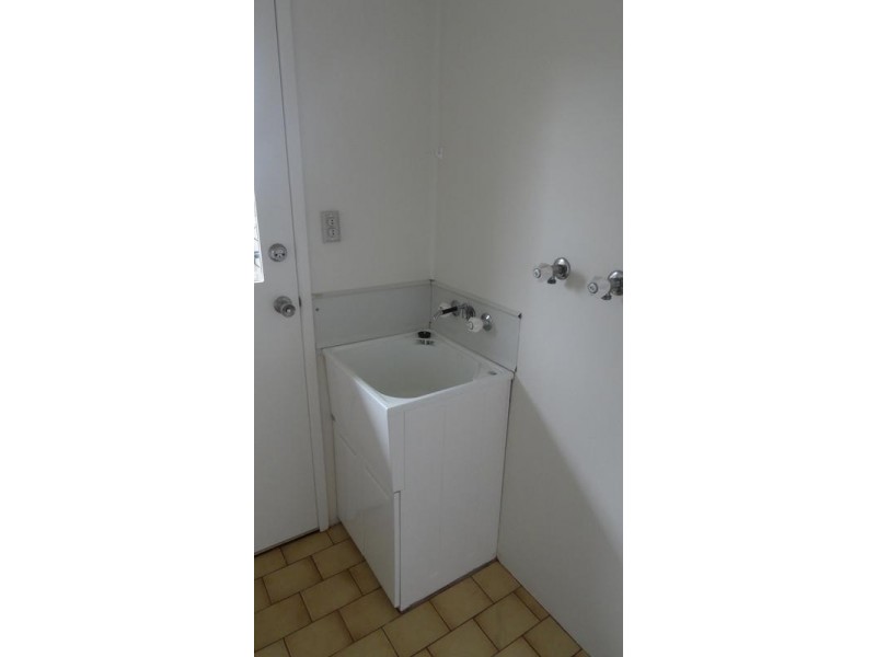 1/190 Ramsay Street, Centenary Heights QLD 4350