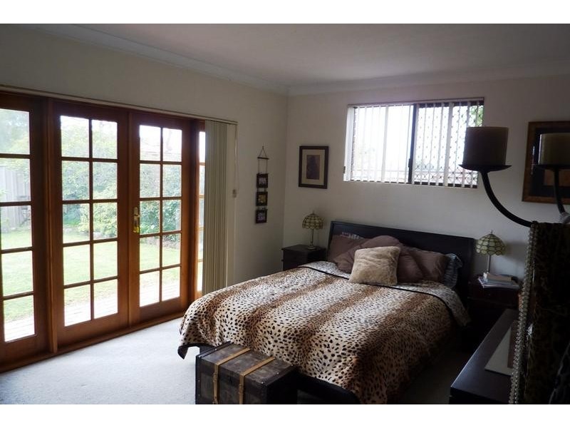 6 Whalan Court, Kearneys Spring QLD 4350