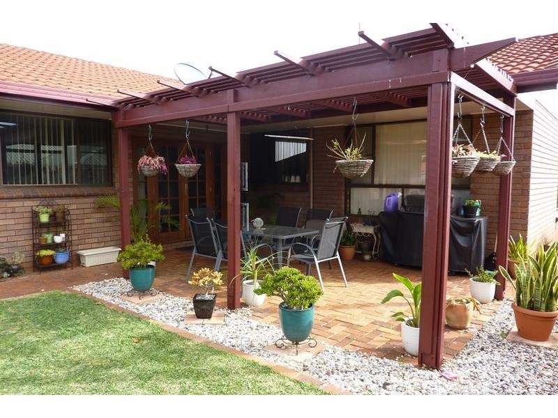 6 Whalan Court, Kearneys Spring QLD 4350