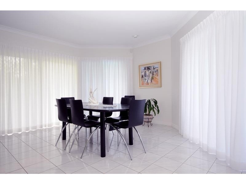 40 Stenner Street, Middle Ridge QLD 4350