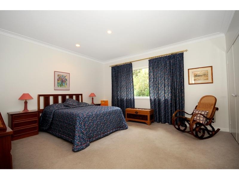 40 Stenner Street, Middle Ridge QLD 4350