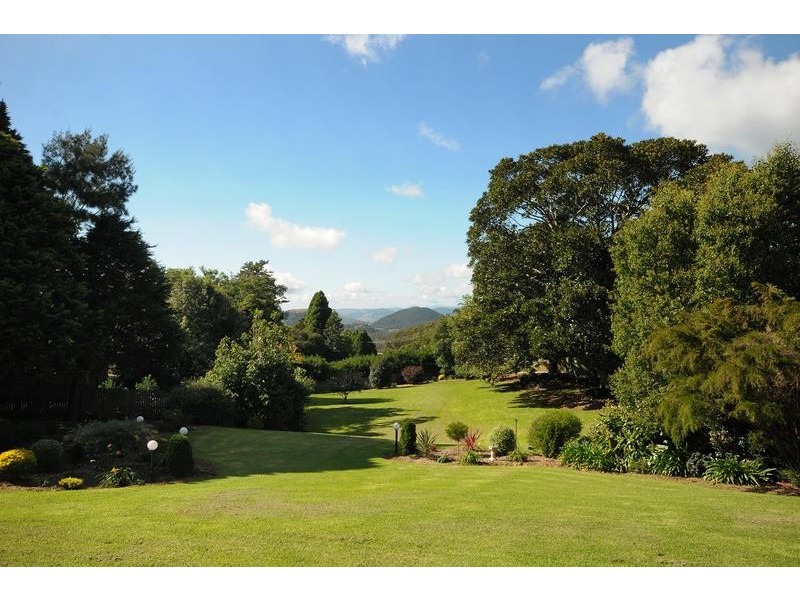 11 Old Toll Bar Road, East Toowoomba QLD 4350