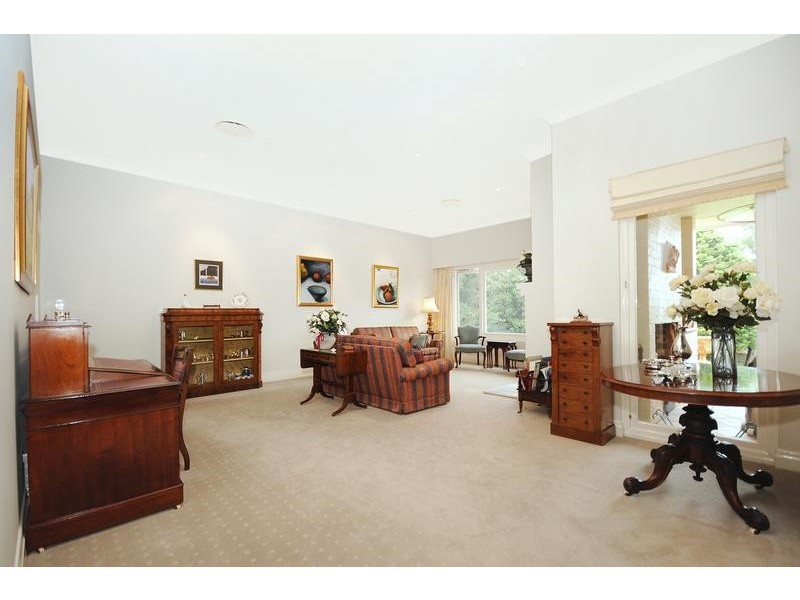 11 Old Toll Bar Road, East Toowoomba QLD 4350