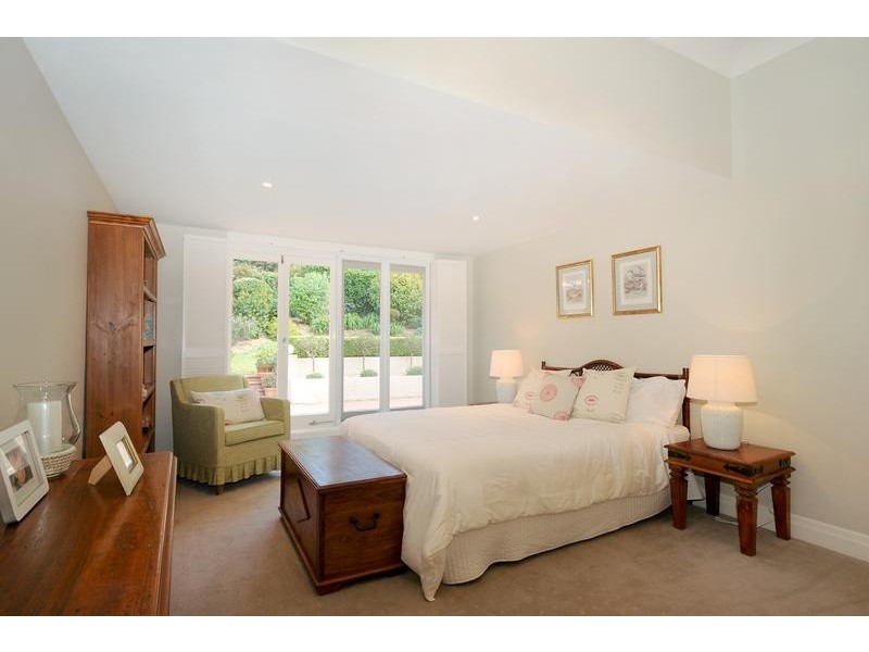 11 Old Toll Bar Road, East Toowoomba QLD 4350