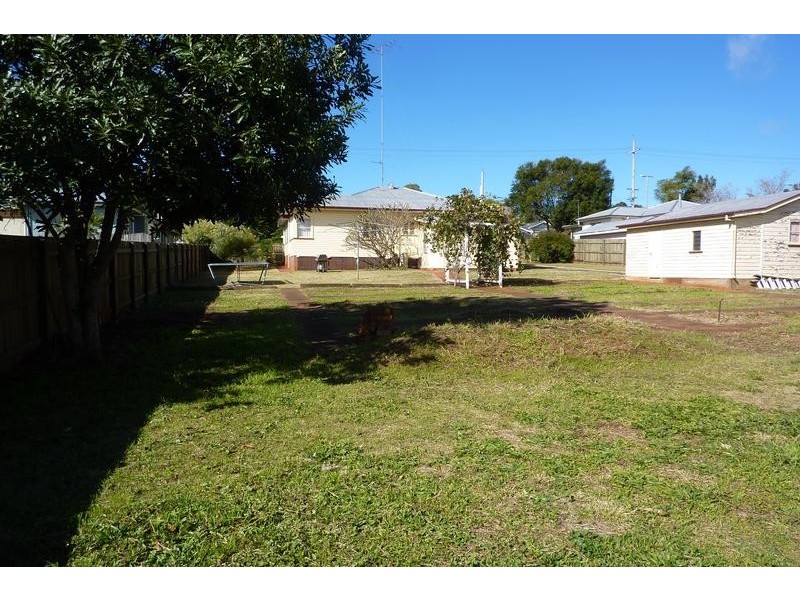 21 Haig Street, South Toowoomba QLD 4350