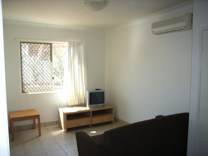 11/9 Uniplaza Court, Kearneys Spring QLD 4350