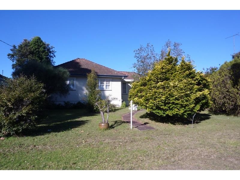 90 Curzon Street, East Toowoomba QLD 4350