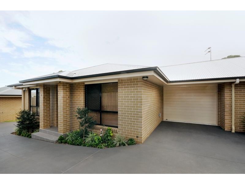 3/438 Hume Street, Middle Ridge QLD 4350