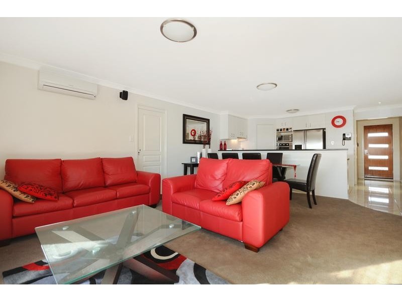 3/438 Hume Street, Middle Ridge QLD 4350