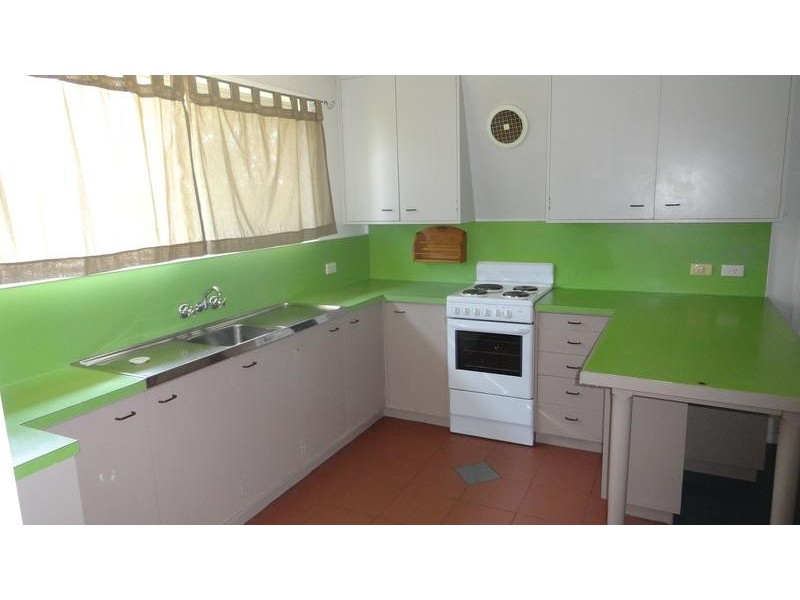 1/4 Florence Street, Harristown QLD 4350