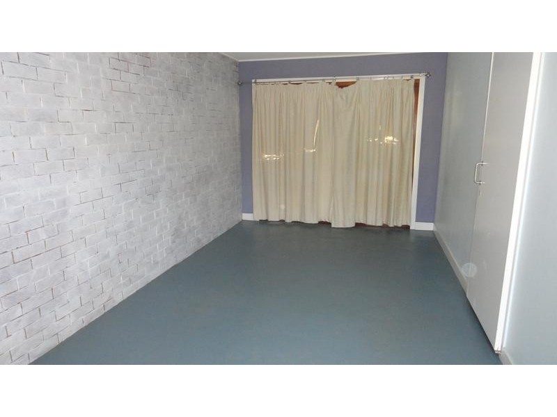 1/4 Florence Street, Harristown QLD 4350