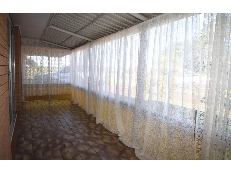 1 Tomkinson Street, Wilsonton QLD 4350