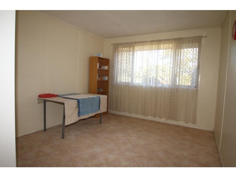 1 Tomkinson Street, Wilsonton QLD 4350