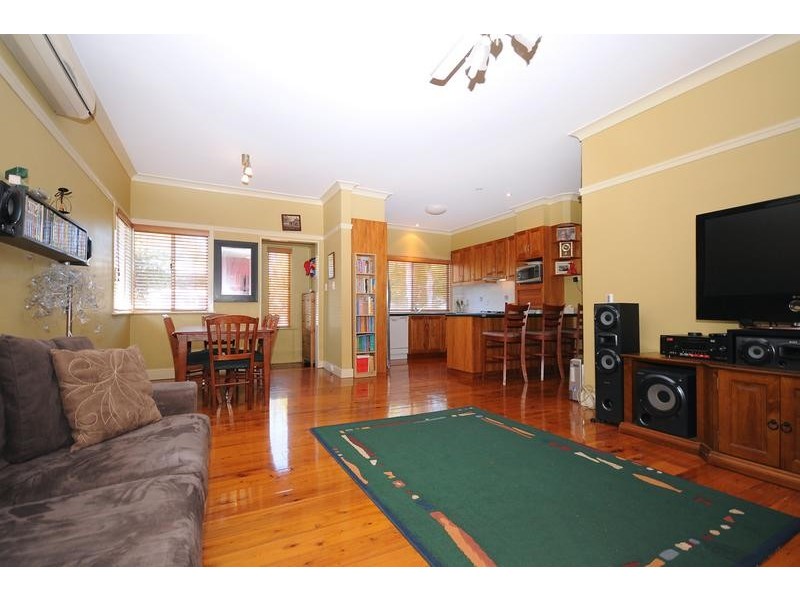 5a Stephen Street, South Toowoomba QLD 4350