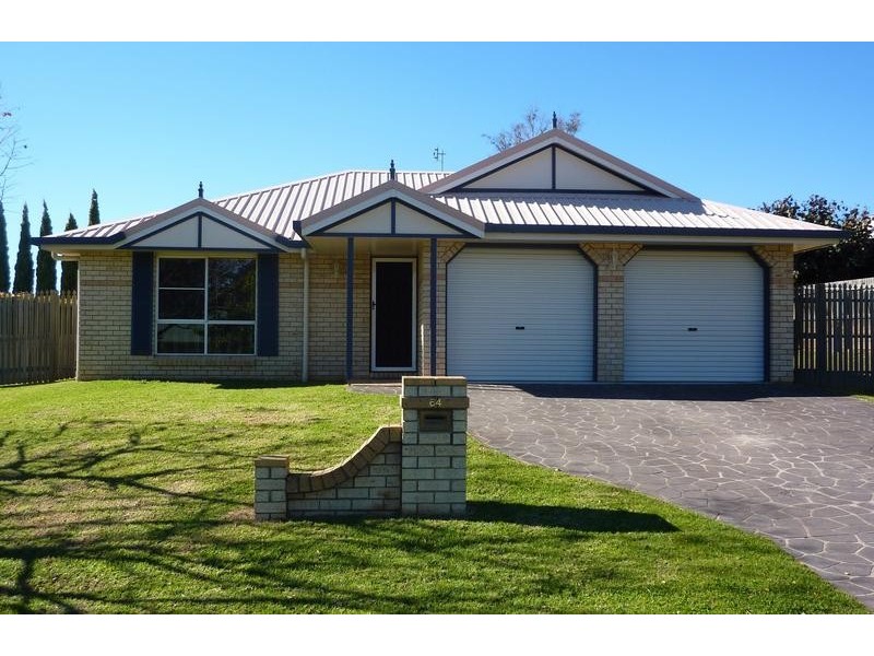 64 Bouganvillea Drive, Middle Ridge QLD 4350