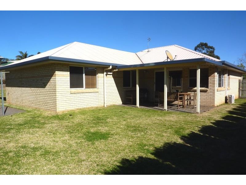 64 Bouganvillea Drive, Middle Ridge QLD 4350