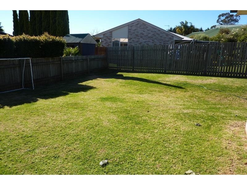 64 Bouganvillea Drive, Middle Ridge QLD 4350