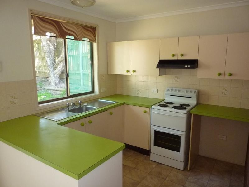 11 Shiraz Court, Wilsonton QLD 4350