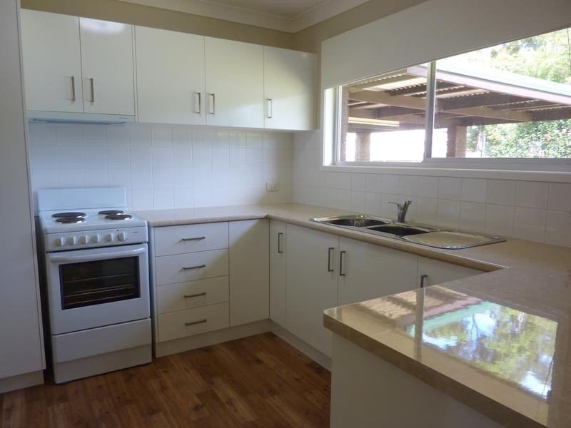 5 Bischof Street, Wilsonton QLD 4350