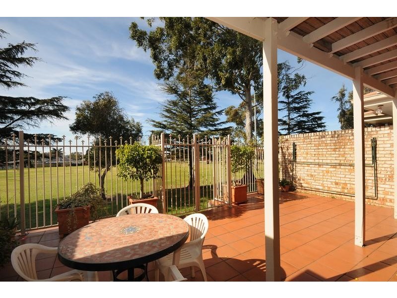 5/23 Lendrum Street, Newtown QLD 4350