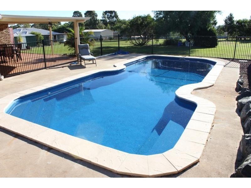 13 Tarranganda Court, Glenvale QLD 4350