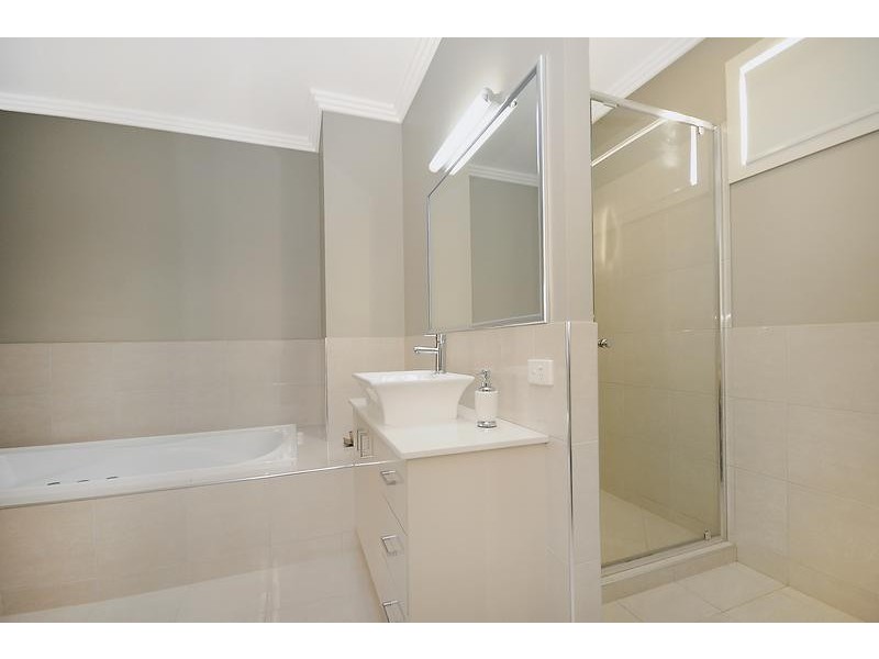 2 Bonville Court, Middle Ridge QLD 4350