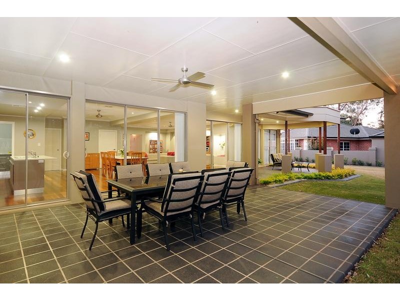 2 Bonville Court, Middle Ridge QLD 4350