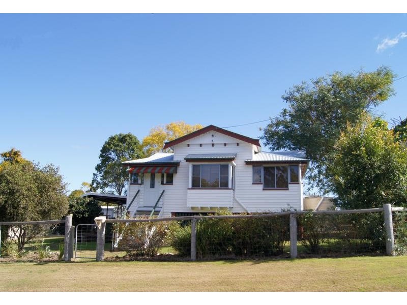 10 Station Street, Helidon QLD 4344