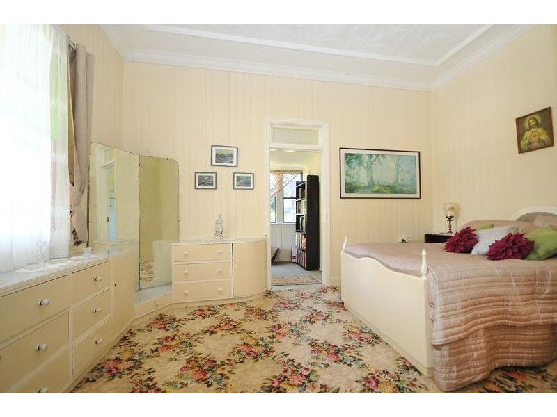 11 Campbell Street, East Toowoomba QLD 4350