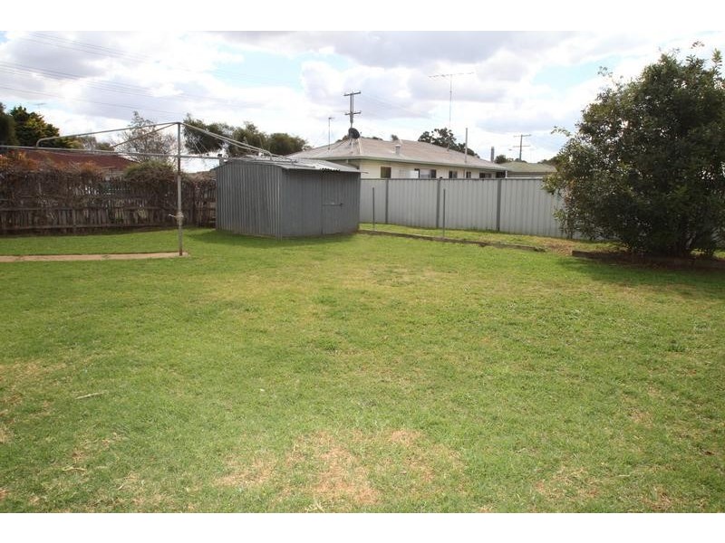 203 Taylor Street, Wilsonton QLD 4350
