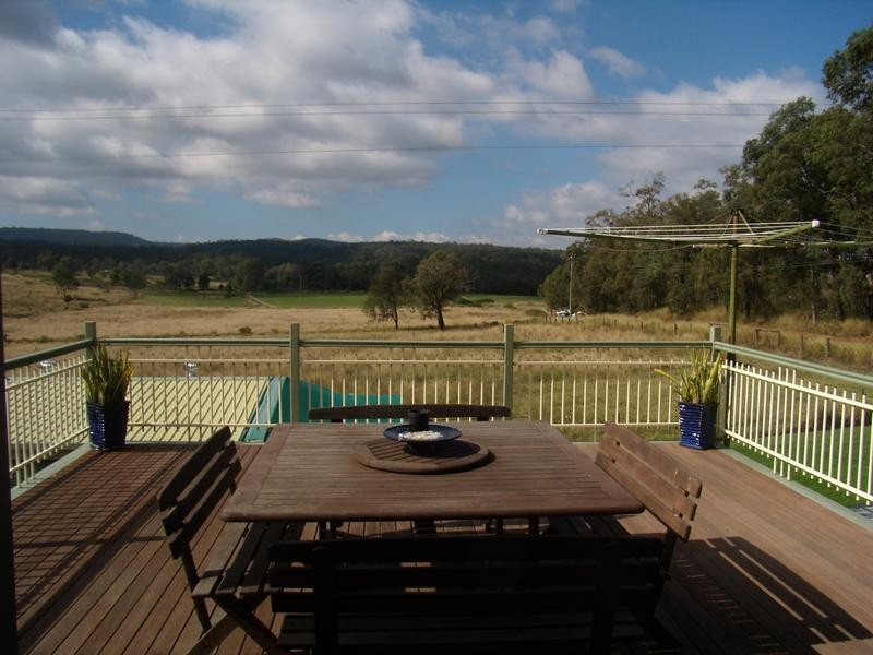 702 Murphys Creek Road, Upper Lockyer QLD 4352