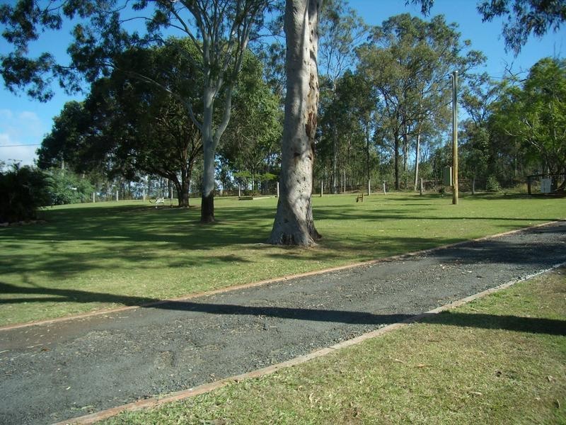 702 Murphys Creek Road, Upper Lockyer QLD 4352