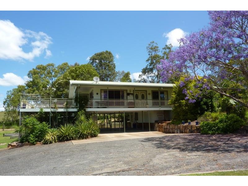 702 Murphys Creek Road, Upper Lockyer QLD 4352