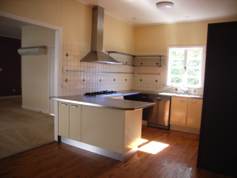 105 Tourist Road, Rangeville QLD 4350