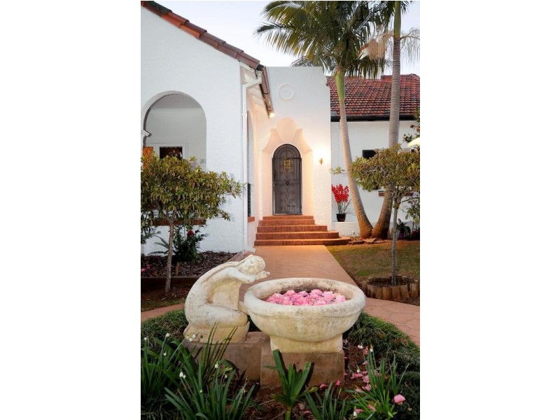 77 Campbell Street, East Toowoomba QLD 4350