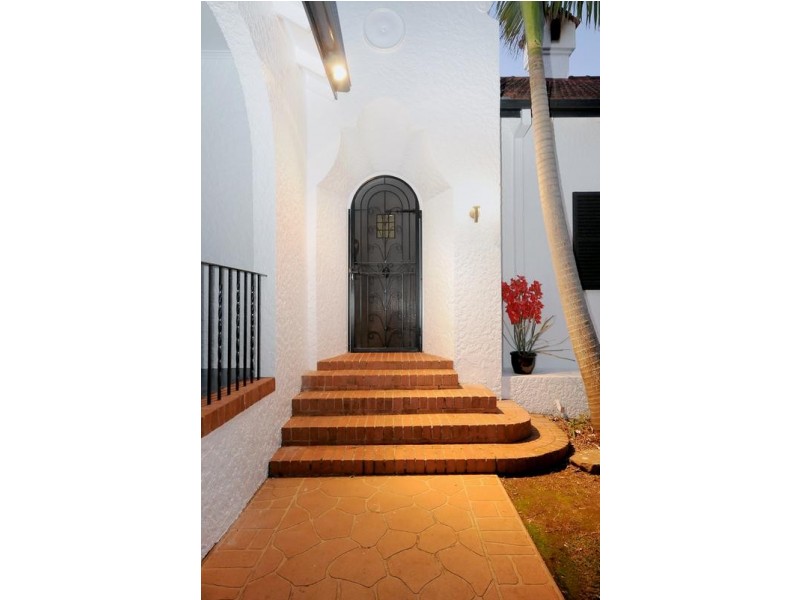 77 Campbell Street, East Toowoomba QLD 4350