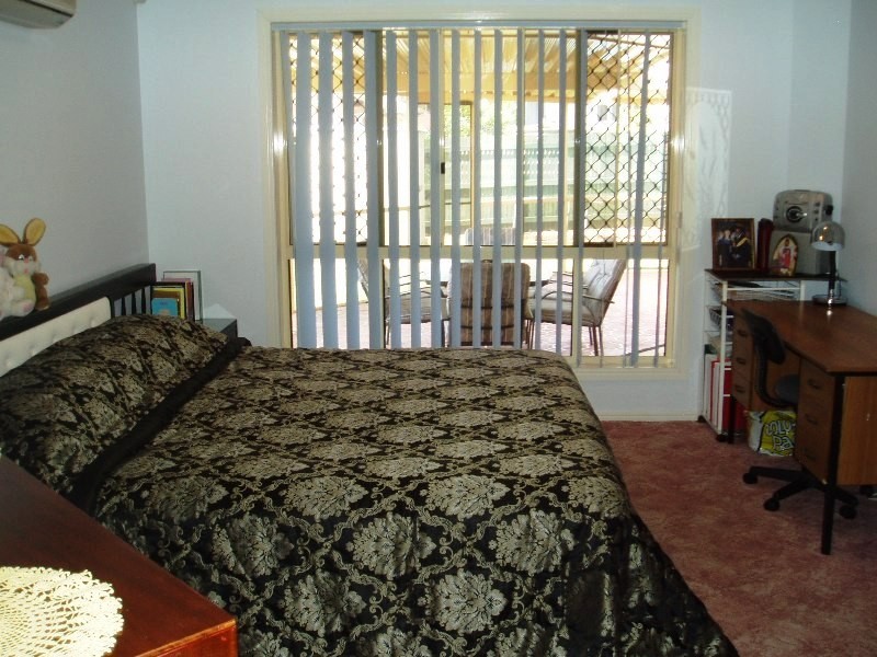 4 Samantha Close, Darling Heights QLD 4350
