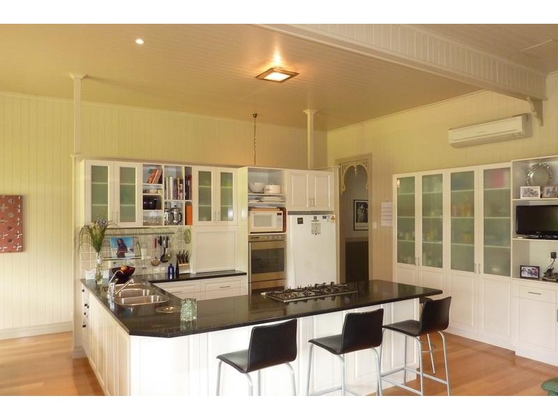36 Seaton Street, South Toowoomba QLD 4350