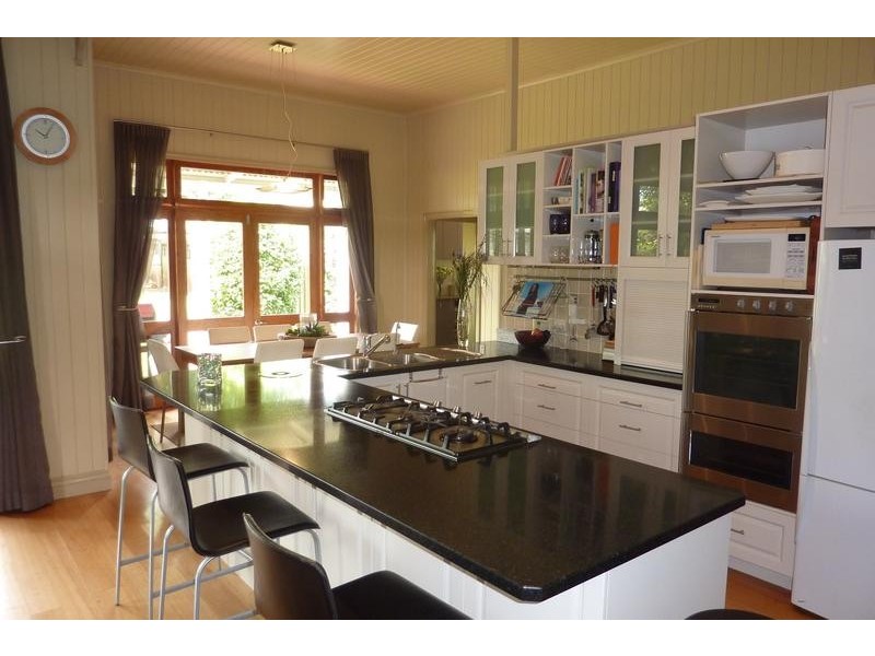 36 Seaton Street, South Toowoomba QLD 4350
