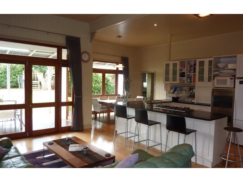 36 Seaton Street, South Toowoomba QLD 4350