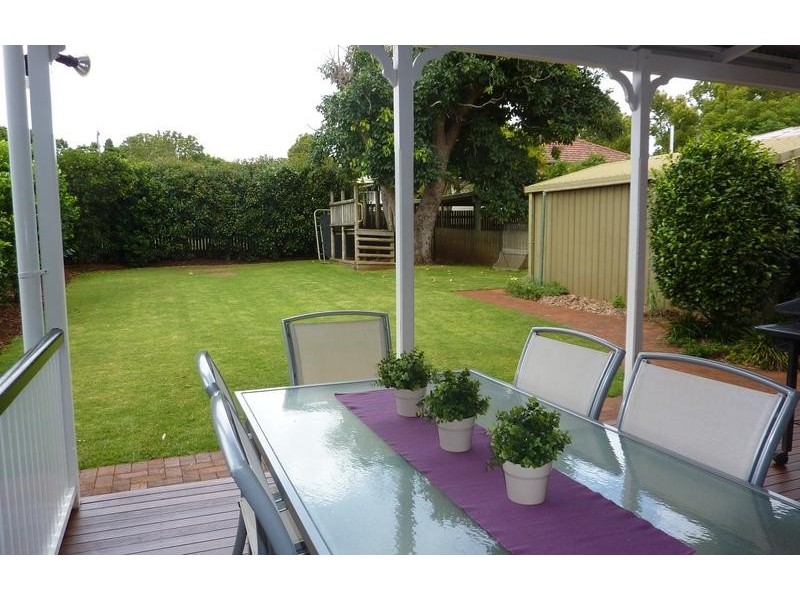 36 Seaton Street, South Toowoomba QLD 4350