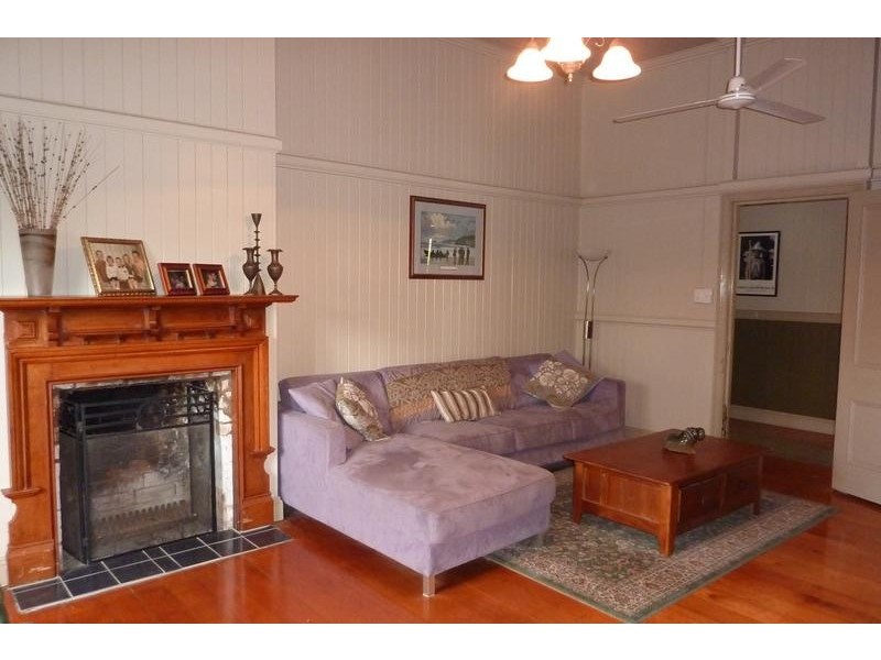 36 Seaton Street, South Toowoomba QLD 4350