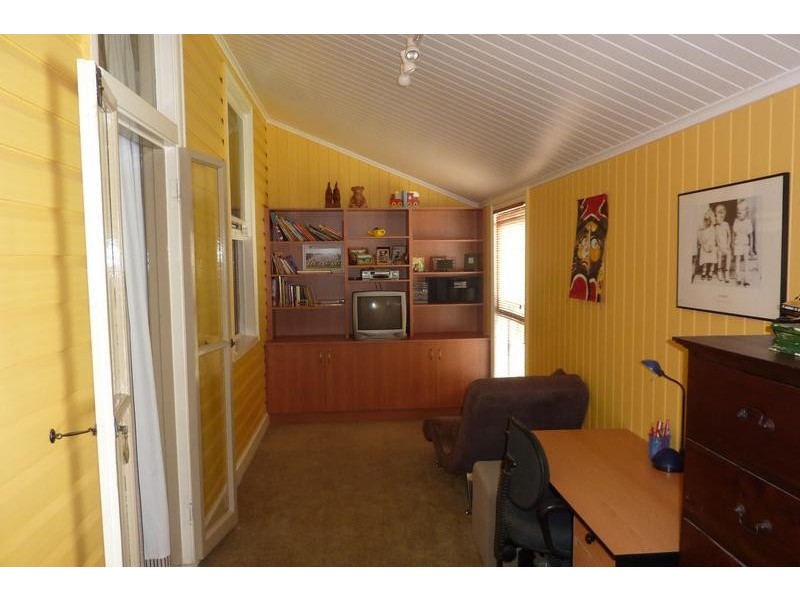 36 Seaton Street, South Toowoomba QLD 4350